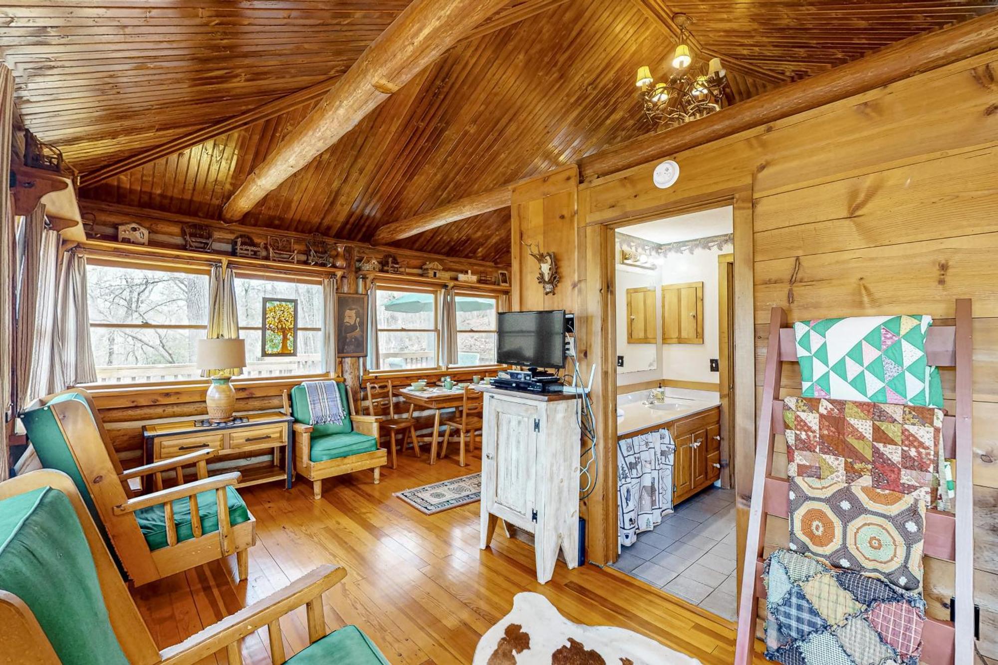 Lake Lucerne - Treehouse Cabin #01 Eureka Springs Exteriör bild