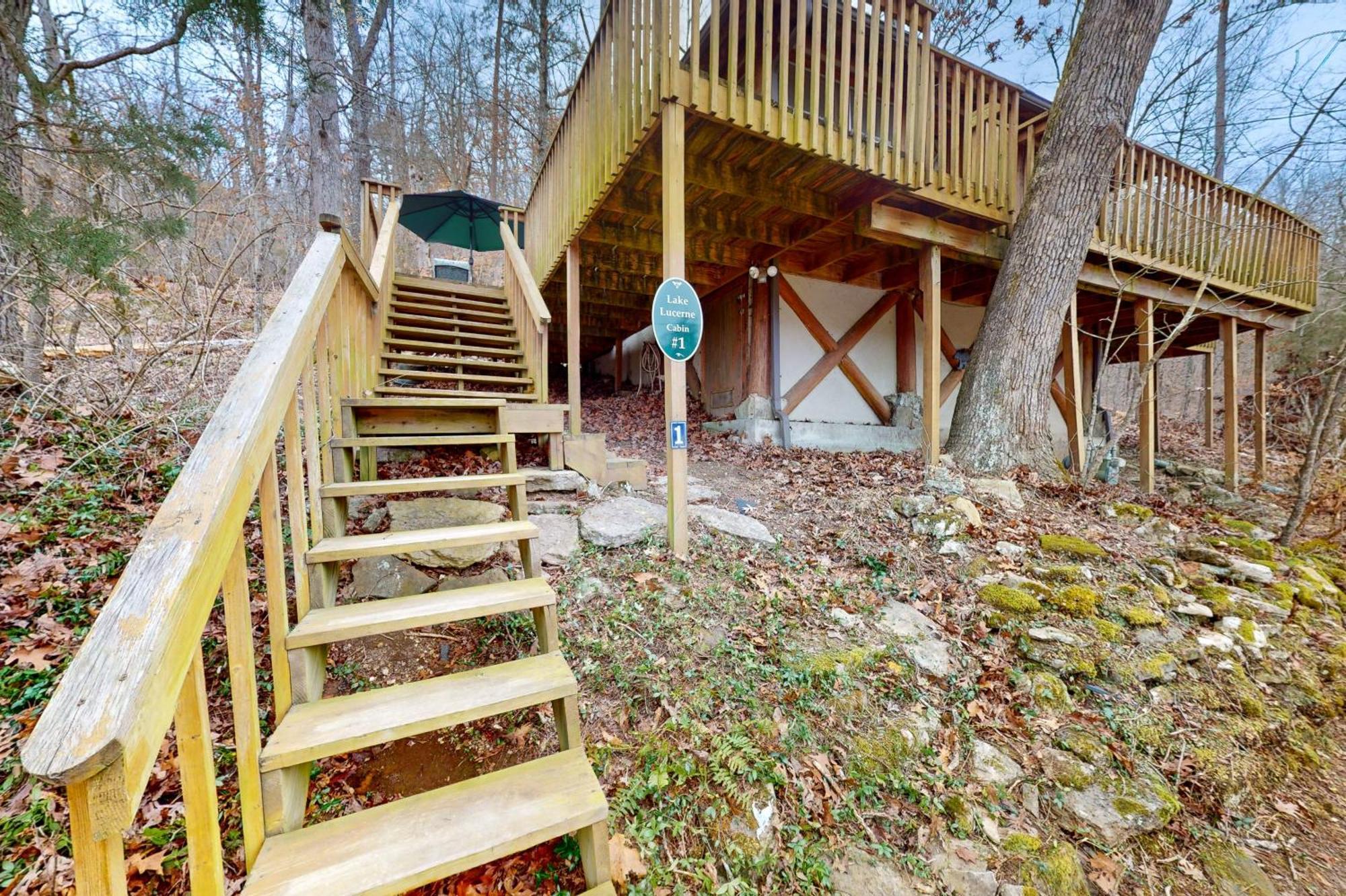 Lake Lucerne - Treehouse Cabin #01 Eureka Springs Exteriör bild